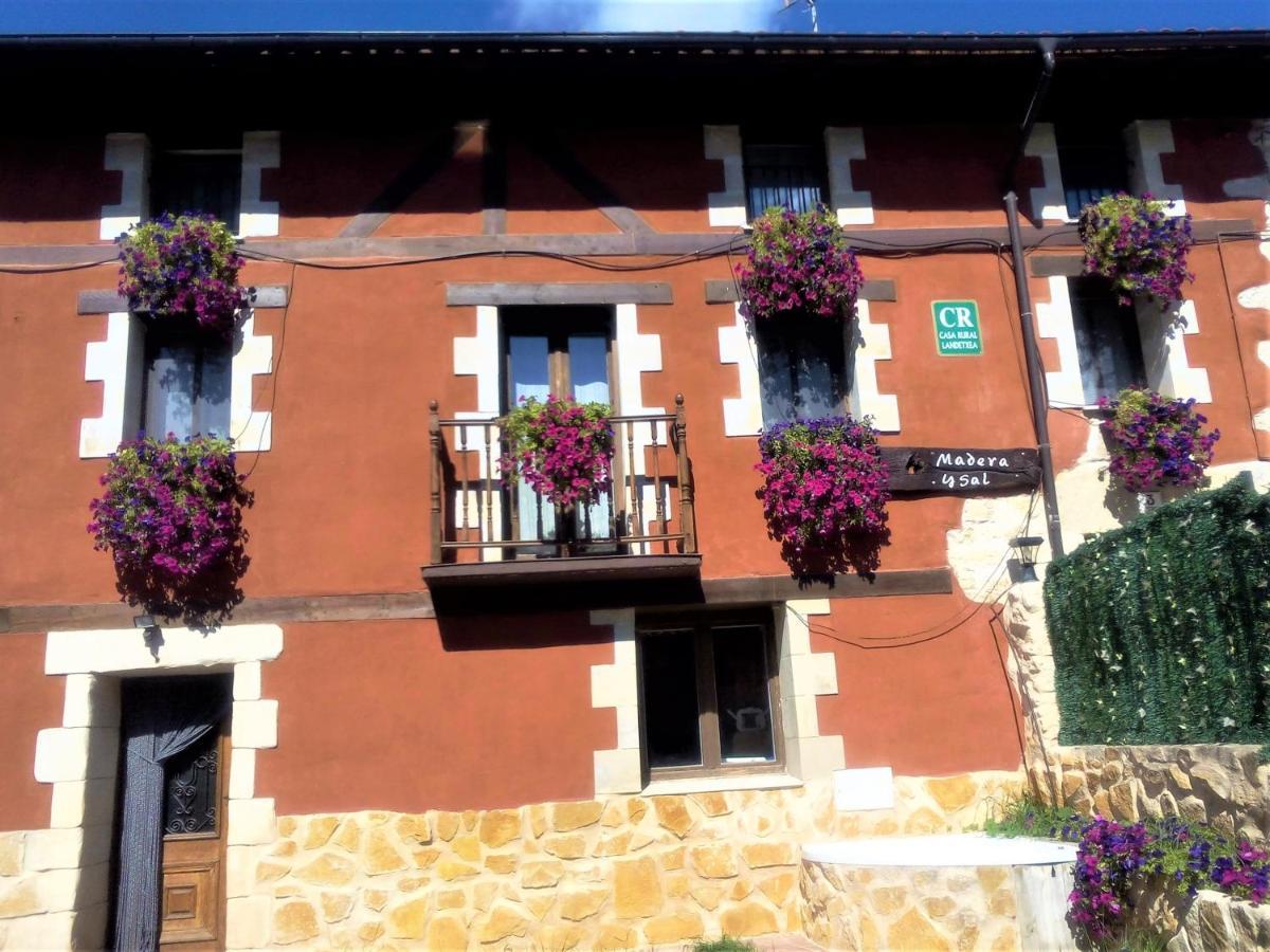 Casa Rural Madera Y Sal Salinas de Anana Exteriér fotografie